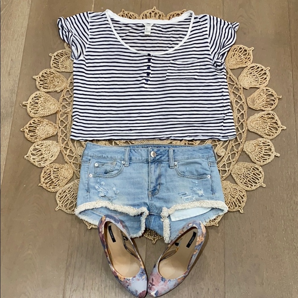 Short sleeve slightly cropped striped shirt
